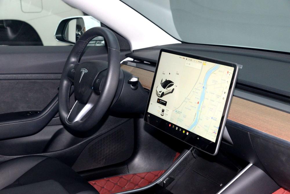 Tesla Model 3 2020 #14 Tesla Model 3 2020 car image #14