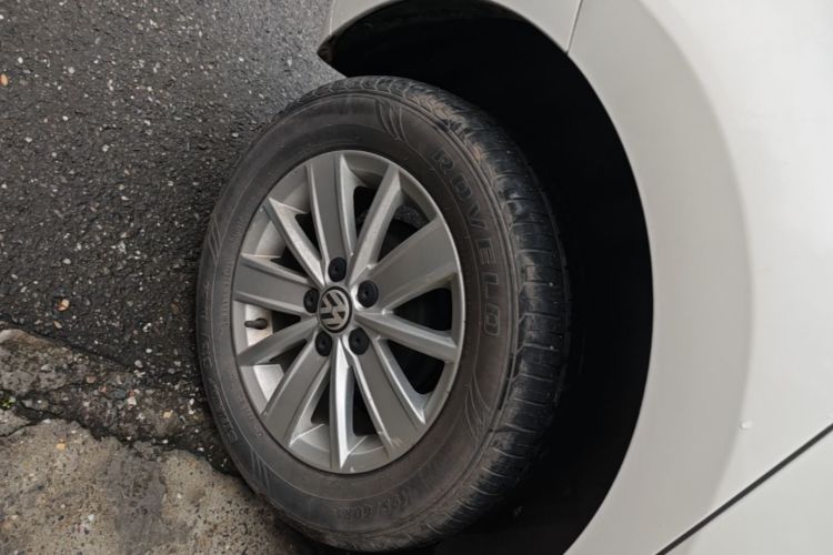 Volkswagen Polo 2017 #10 Volkswagen Polo 2017 car image #10