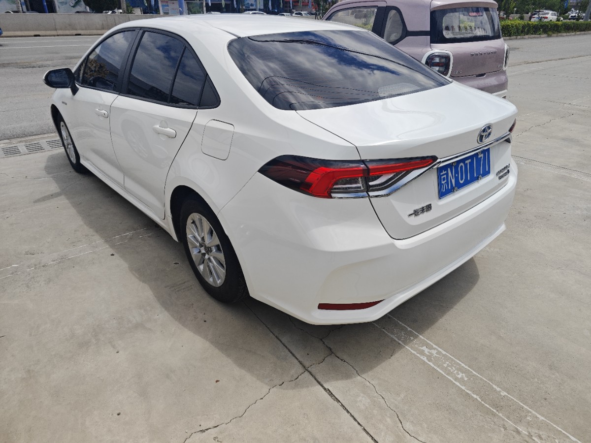 Toyota Corolla 2024 car image #9