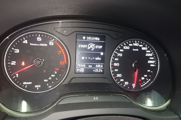 Audi A3 2018 car image #17