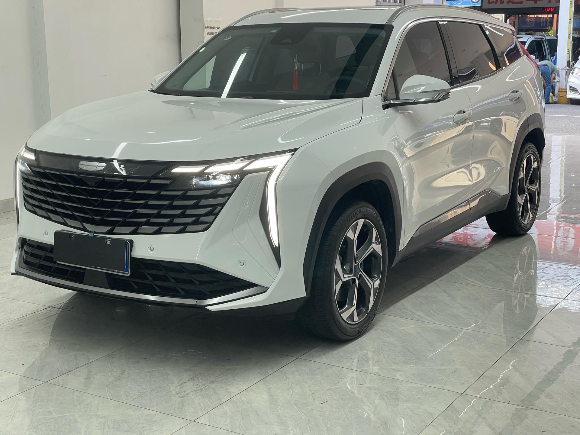 GEELY Boyue L 2023 car image 
