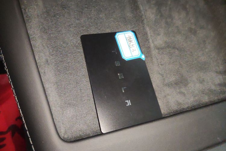 Tesla Model 3 2026 car image #9