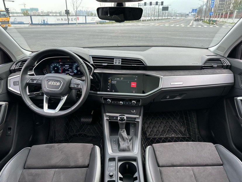 Audi Q3 2019 #7 Audi Q3 2019 car image #7