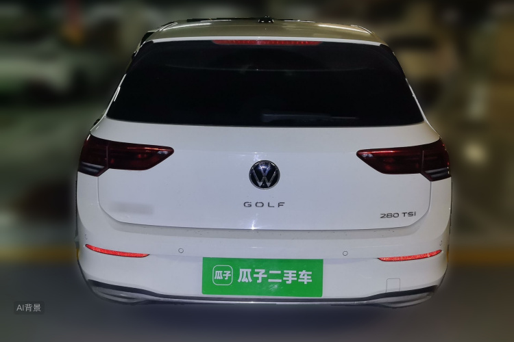 Volkswagen Golf 2023 car image #6