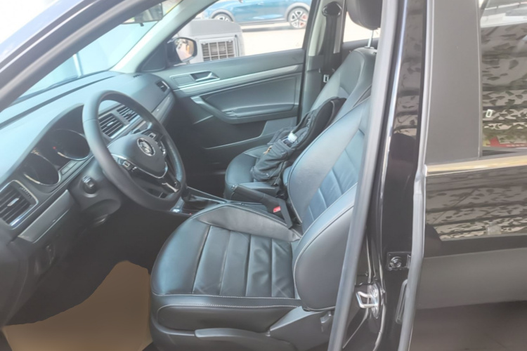 Volkswagen Lavida 2018 #15 Volkswagen Lavida 2018 car image #15