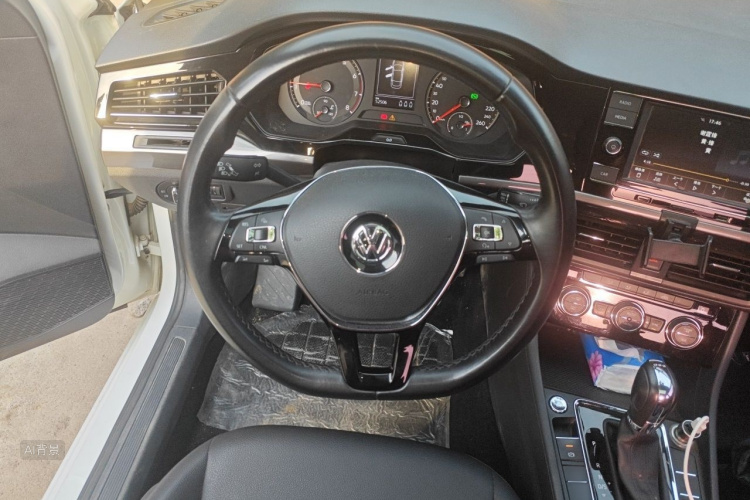 Volkswagen Bora 2019 car image #12