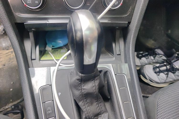 Volkswagen Golf 2019 #16 Volkswagen Golf 2019 car image #16