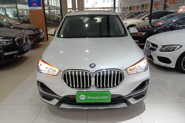 BMW X1 2020 car image #3