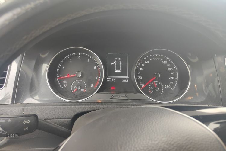 Volkswagen Golf 2017 car image #13