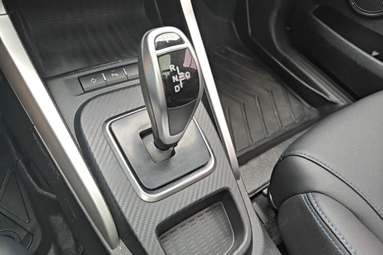 BYD Yuan New Energy 2019 #18 BYD Yuan New Energy 2019 car image #18