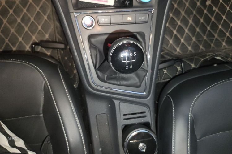 Volkswagen Lavida 2019 #16 Volkswagen Lavida 2019 car image #16