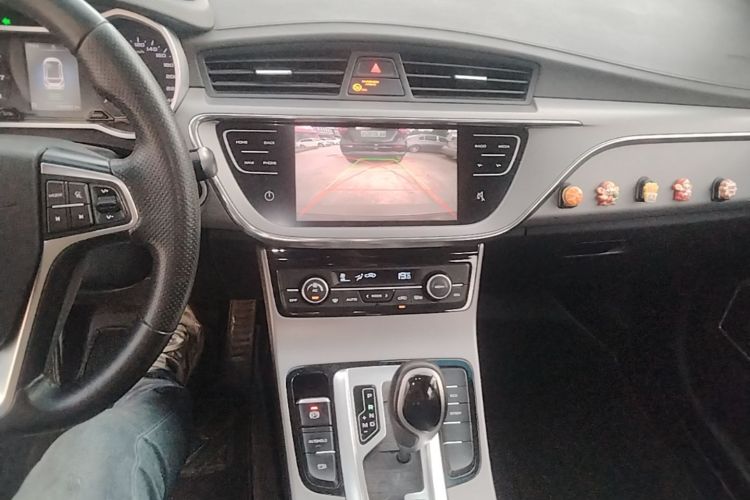 GEELY Emgrand GS 2019 car image #13
