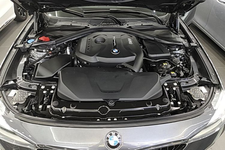BMW 3 Series GT 2020 #22 BMW 3 Series GT 2020 car image #22