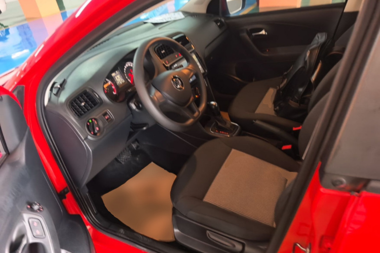 Volkswagen Polo 2019 #15 Volkswagen Polo 2019 car image #15