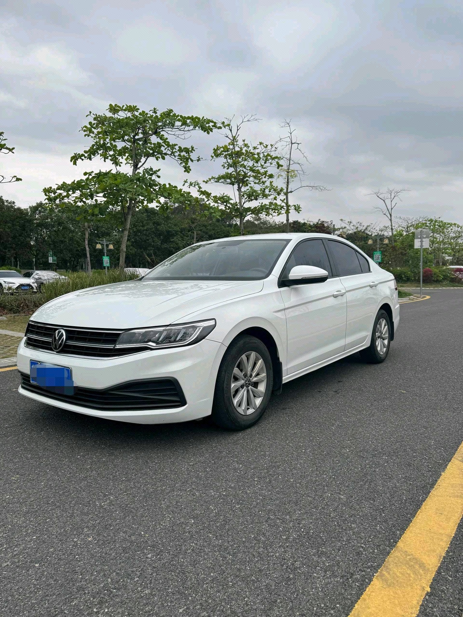 Volkswagen Bora 2020 car image 