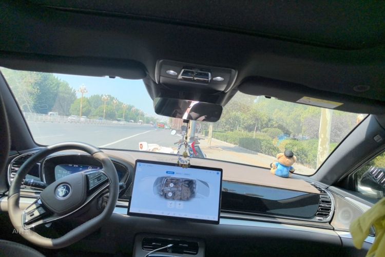 BYD Han 2025 immagine di auto #11