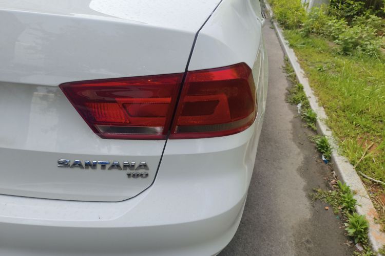 Volkswagen Santana 2016 car image #8