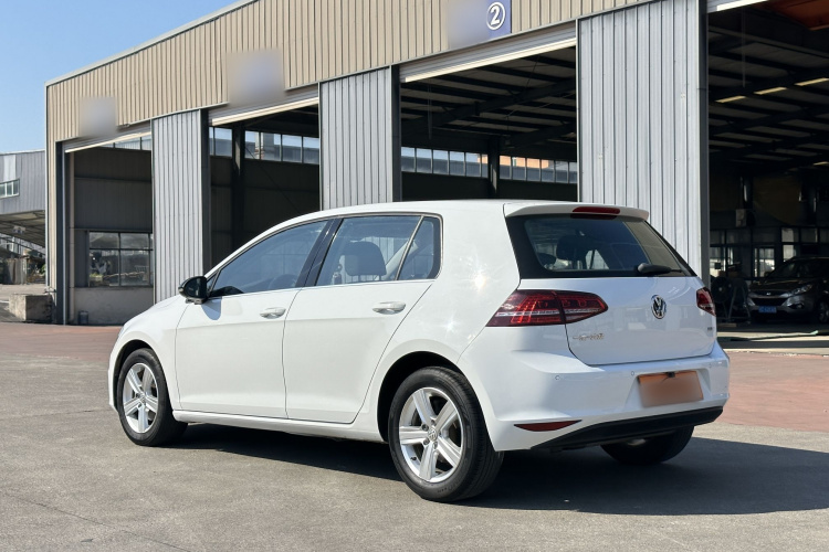 Volkswagen Golf 2017 #5 Volkswagen Golf 2017 car image #5