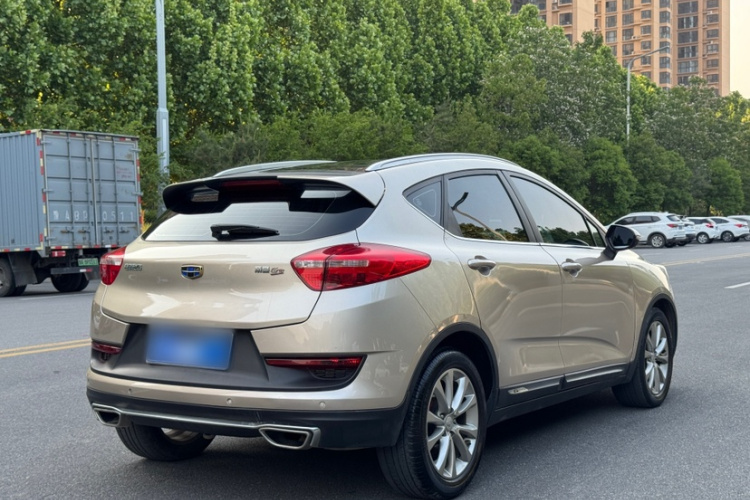 GEELY Emgrand GS 2017 car image #7