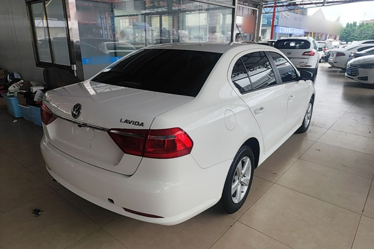 Volkswagen Lavida 2015 car image #7