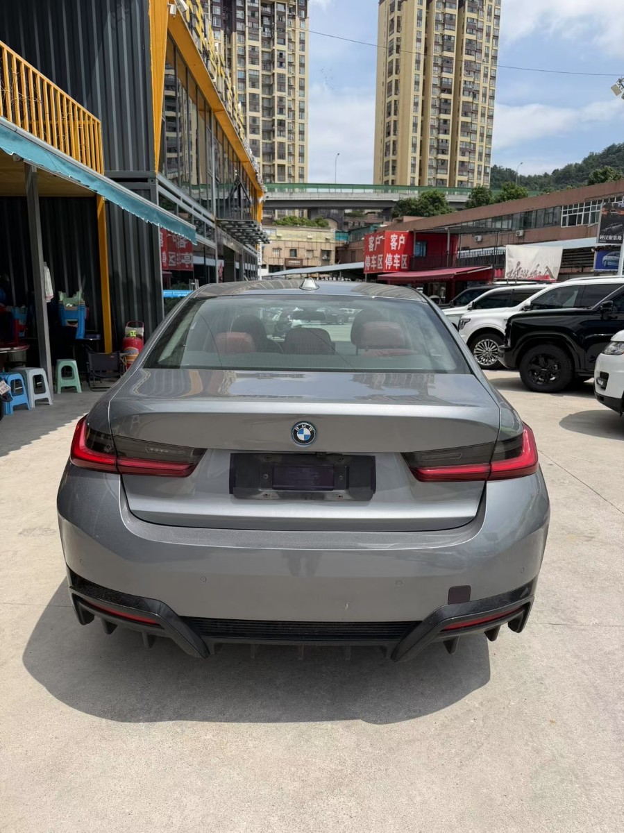 BMW i3 2022 car image #8