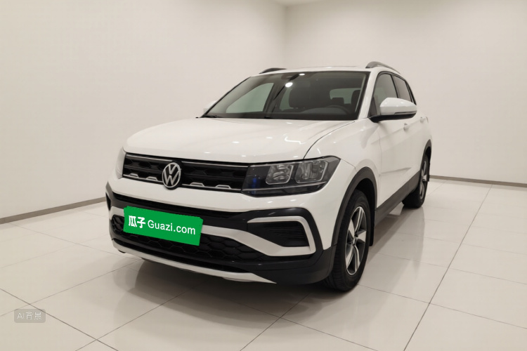 Volkswagen T-Cross 2021 car image #2