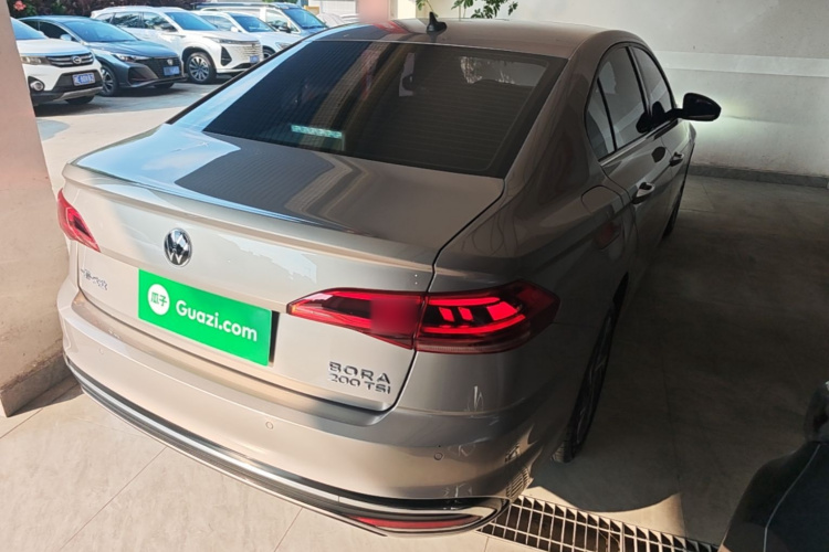 Volkswagen Bora 2023 car image #7