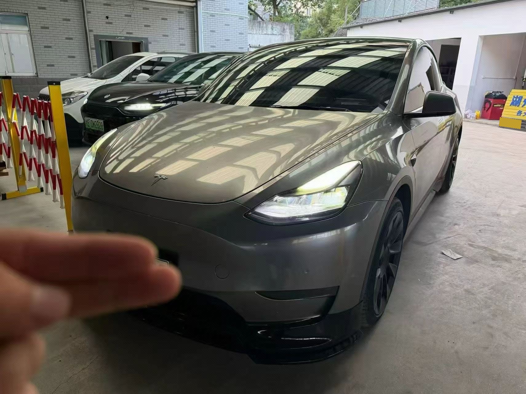 Tesla Model Y 2022 صورة سيارة 