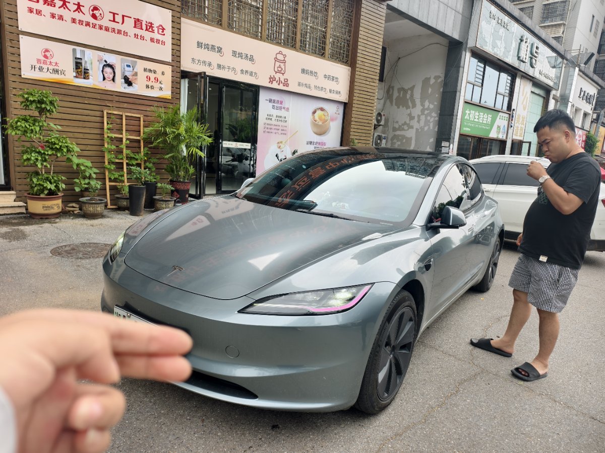 Tesla Model 3 2024 Tesla Model 3 2024 car image