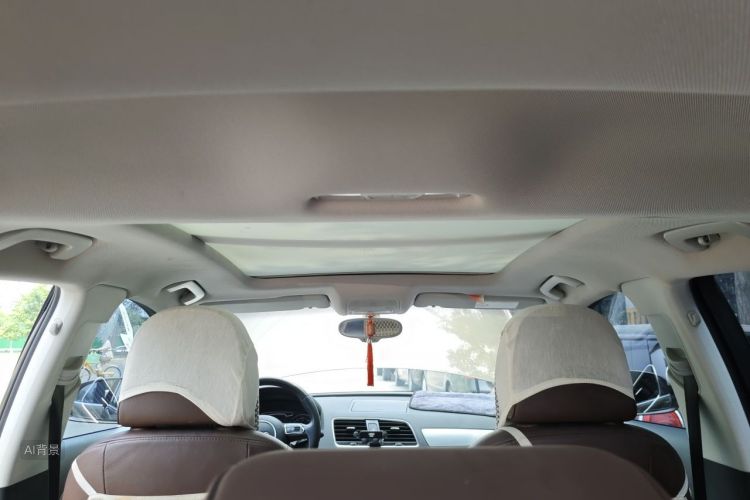 Audi Q3 2014 immagine di auto #20