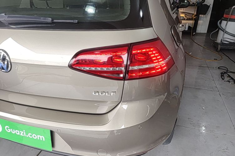 Volkswagen Golf 2016 car image #8