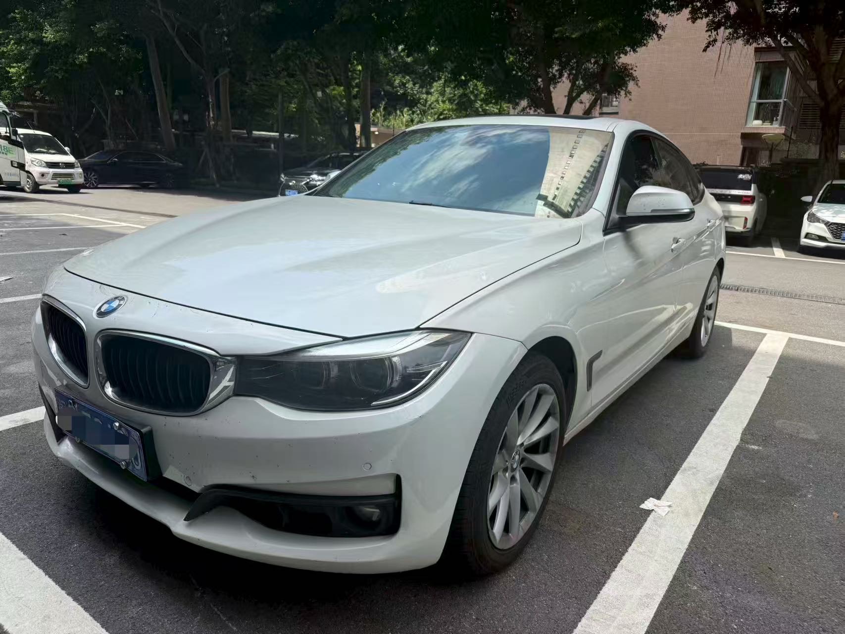 BMW 3 Series GT 2017 #2 BMW 3 Series GT 2017 car image #2