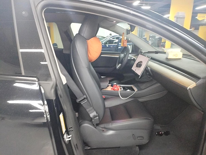 Tesla Model Y 2022 #4 Tesla Model Y 2022 immagine di auto #4