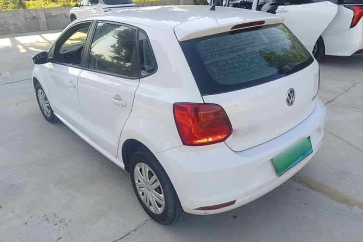 Volkswagen Polo 2016 #5 Volkswagen Polo 2016 car image #5