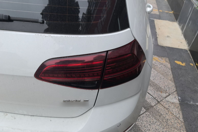Volkswagen Golf 2019 #8 Volkswagen Golf 2019 car image #8