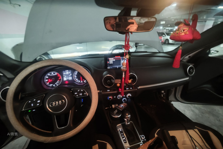 Audi A3 2018 car image #11