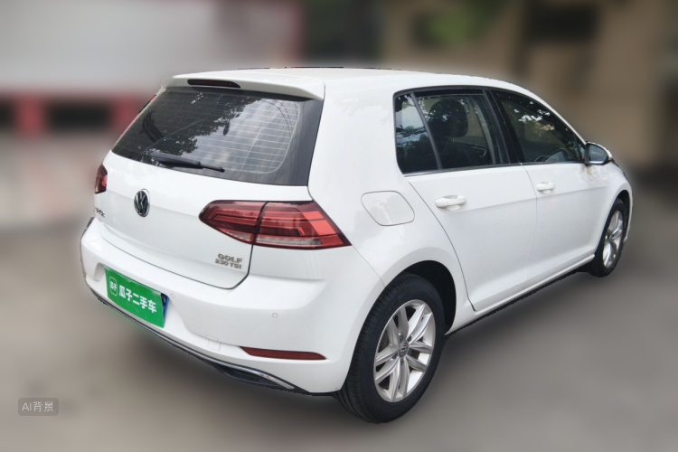 Volkswagen Golf 2018 car image #7