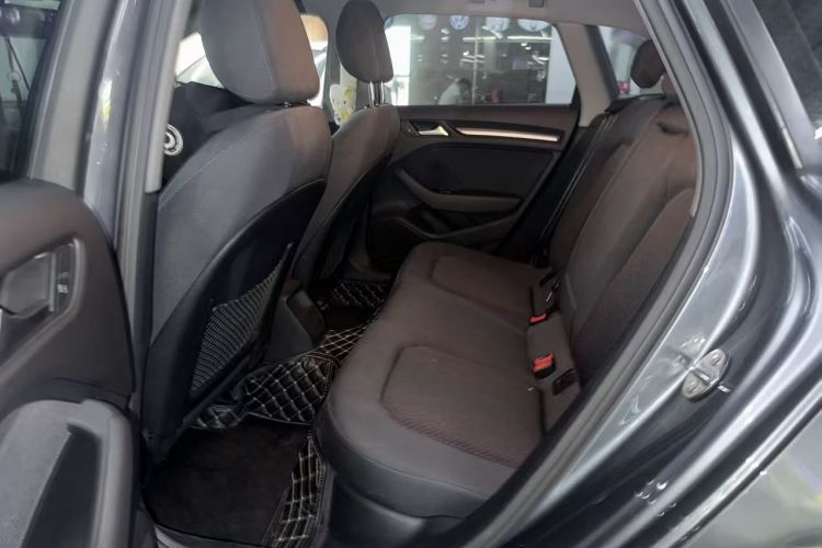 Audi A3 2019 car image #7