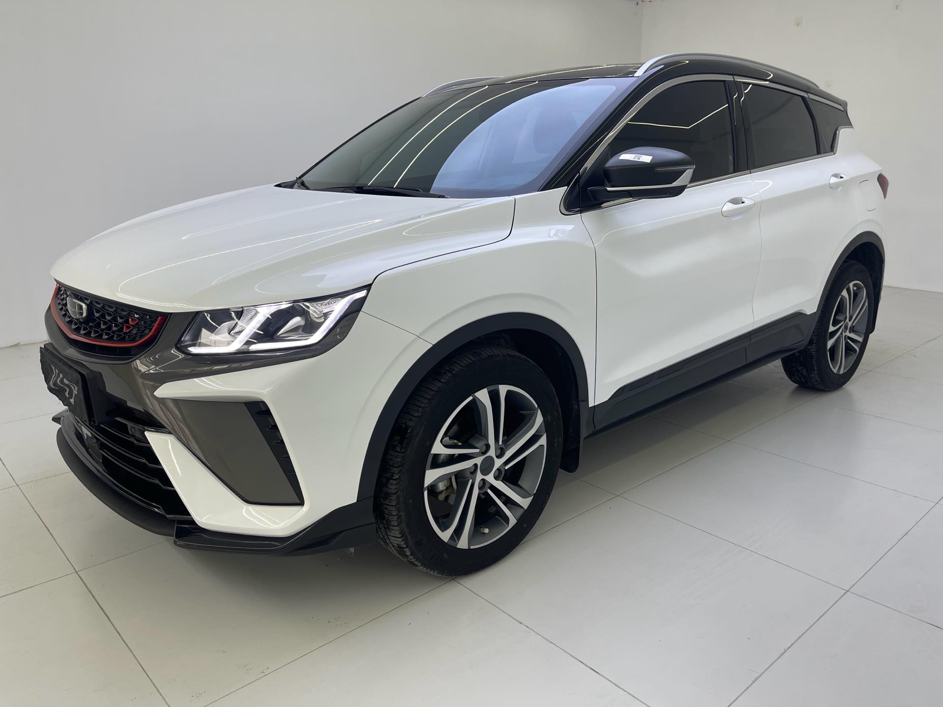 GEELY Coolray 2022 car image 