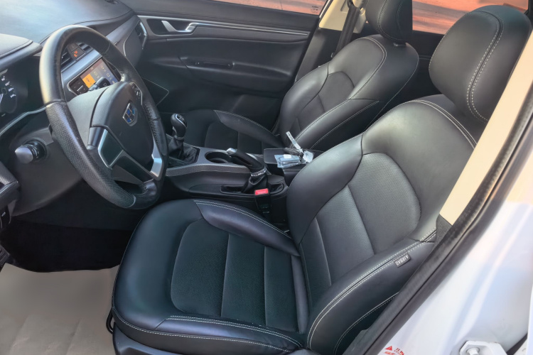 GEELY Emgrand GS 2018 car image #22