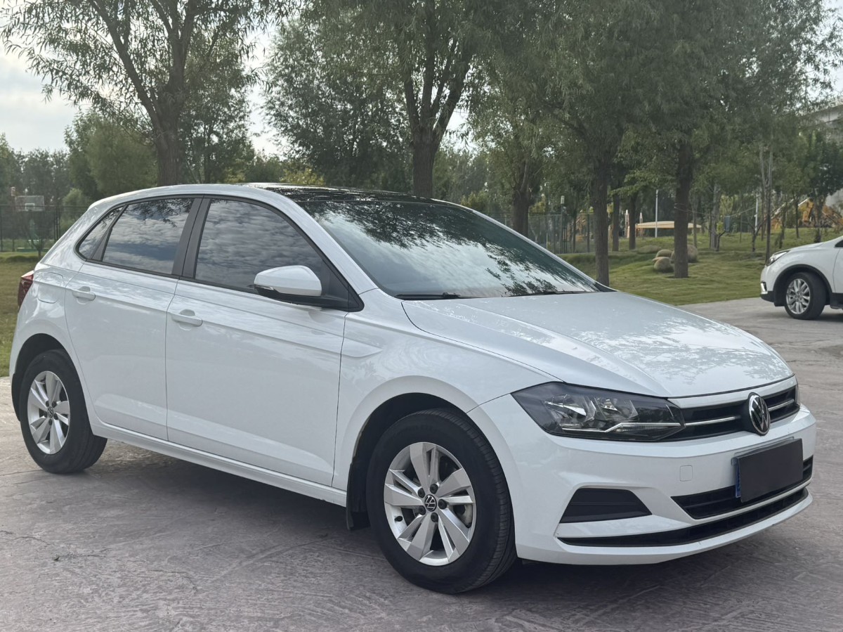 Volkswagen Polo 2024 car image #3