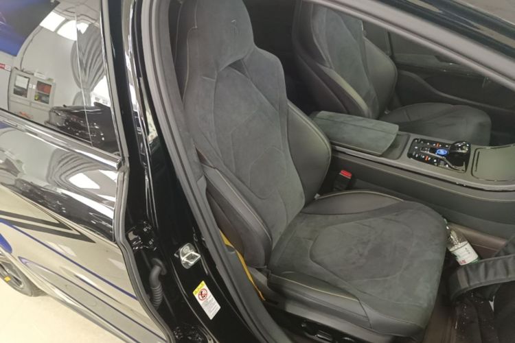 BYD Han 2024 car image #24