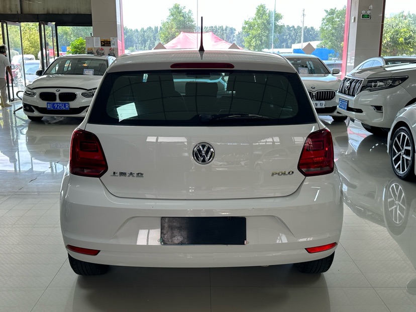 Volkswagen Polo 2015 #5 Volkswagen Polo 2015 car image #5