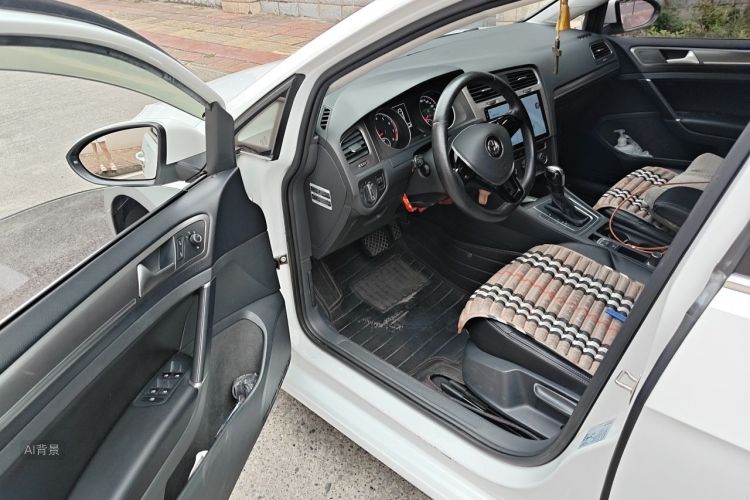 Volkswagen Golf 2016 car image #18