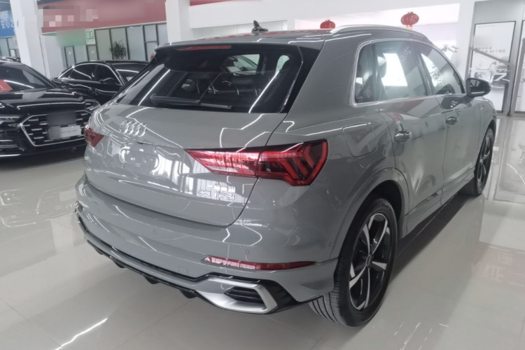 Audi Q3 2025 #7 Audi Q3 2025 car image #7