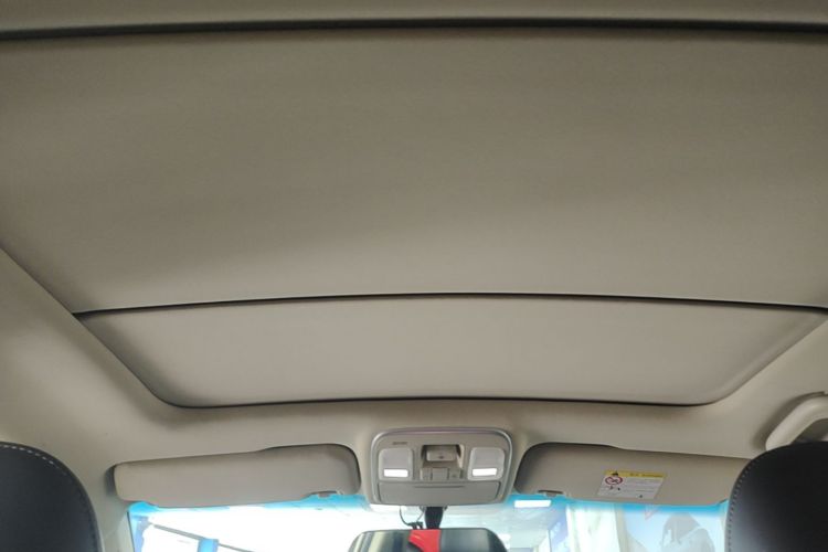 GEELY Emgrand GS 2018 car image #18