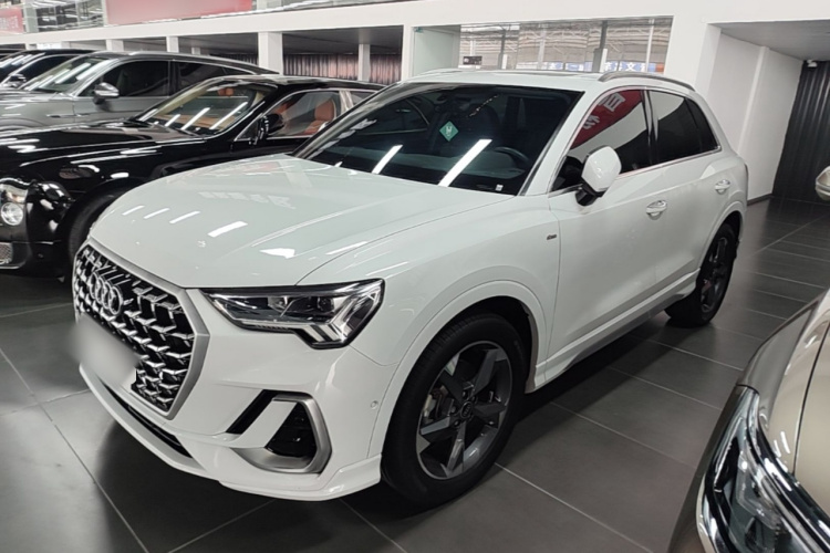 Audi Q3 2023 #2 Audi Q3 2023 immagine di auto #2