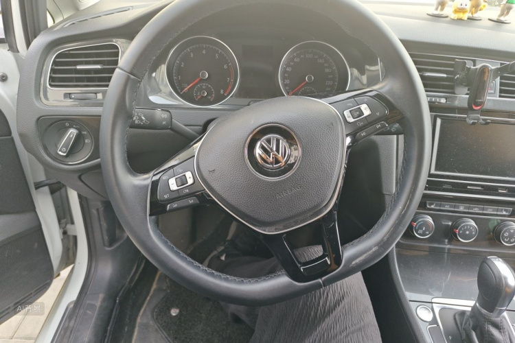 Volkswagen Golf 2018 #12 Volkswagen Golf 2018 car image #12