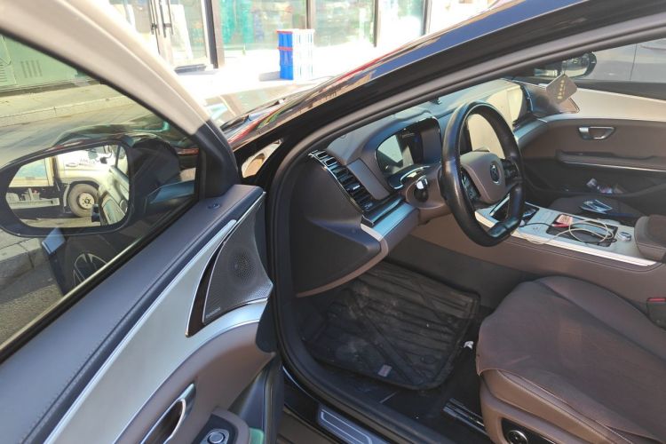 BYD Han 2025 car image #13