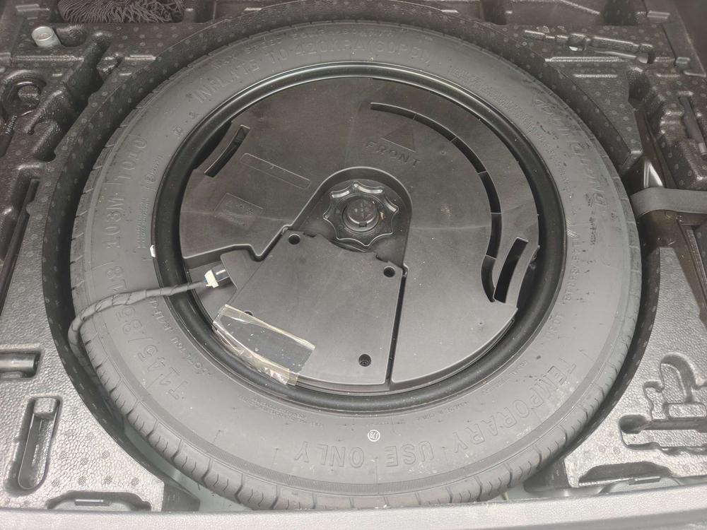 Audi Q3 2023 car image #10
